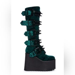 Brand New Dolls Kill - Appetite For Destruction Platform Boots - Green Velvet